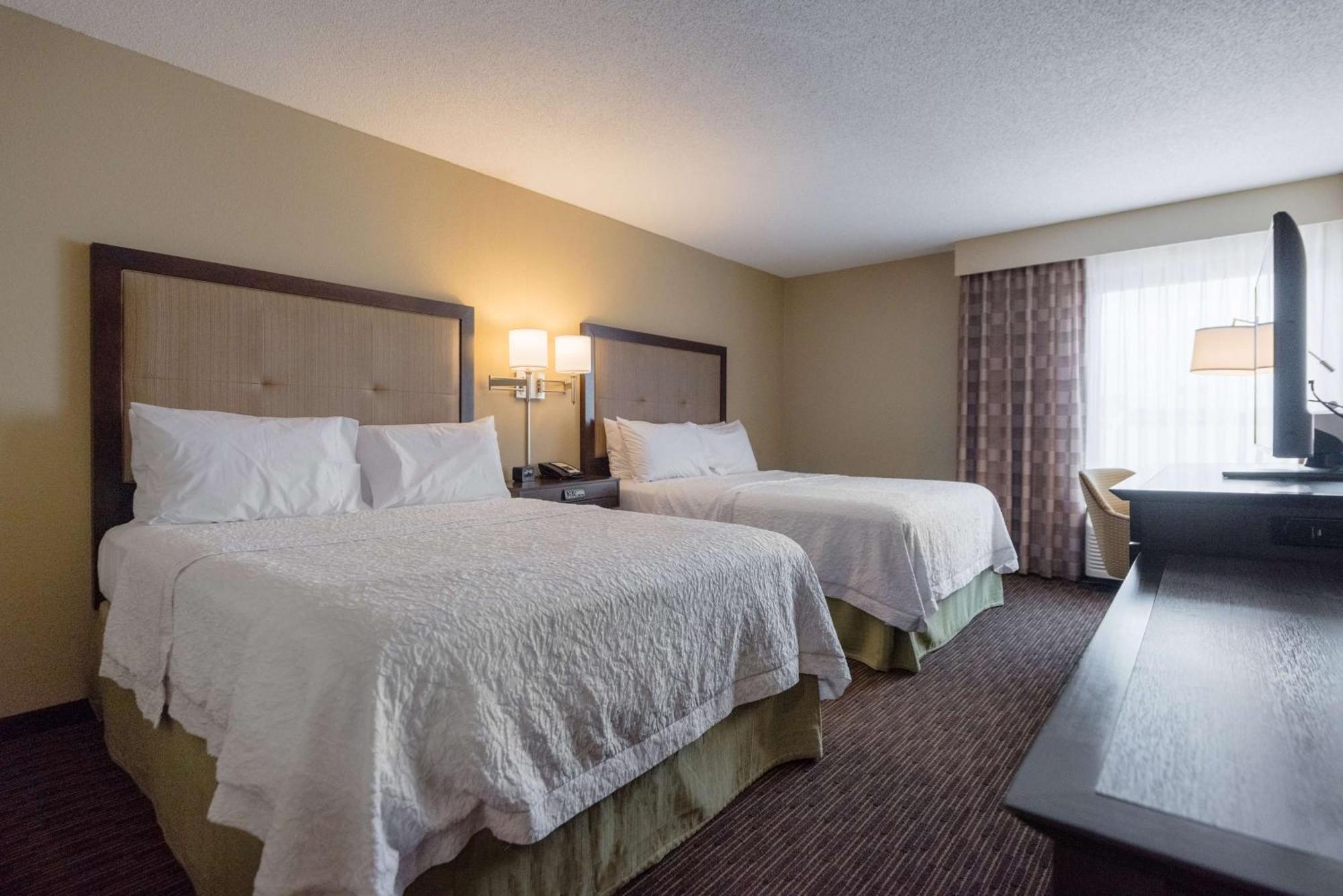 Hampton Inn Meridian Exteriör bild