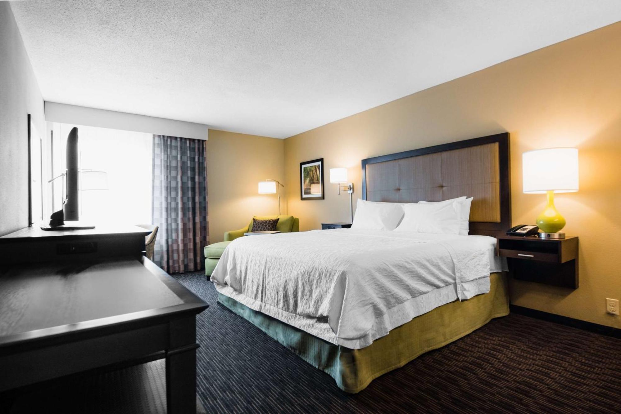 Hampton Inn Meridian Exteriör bild
