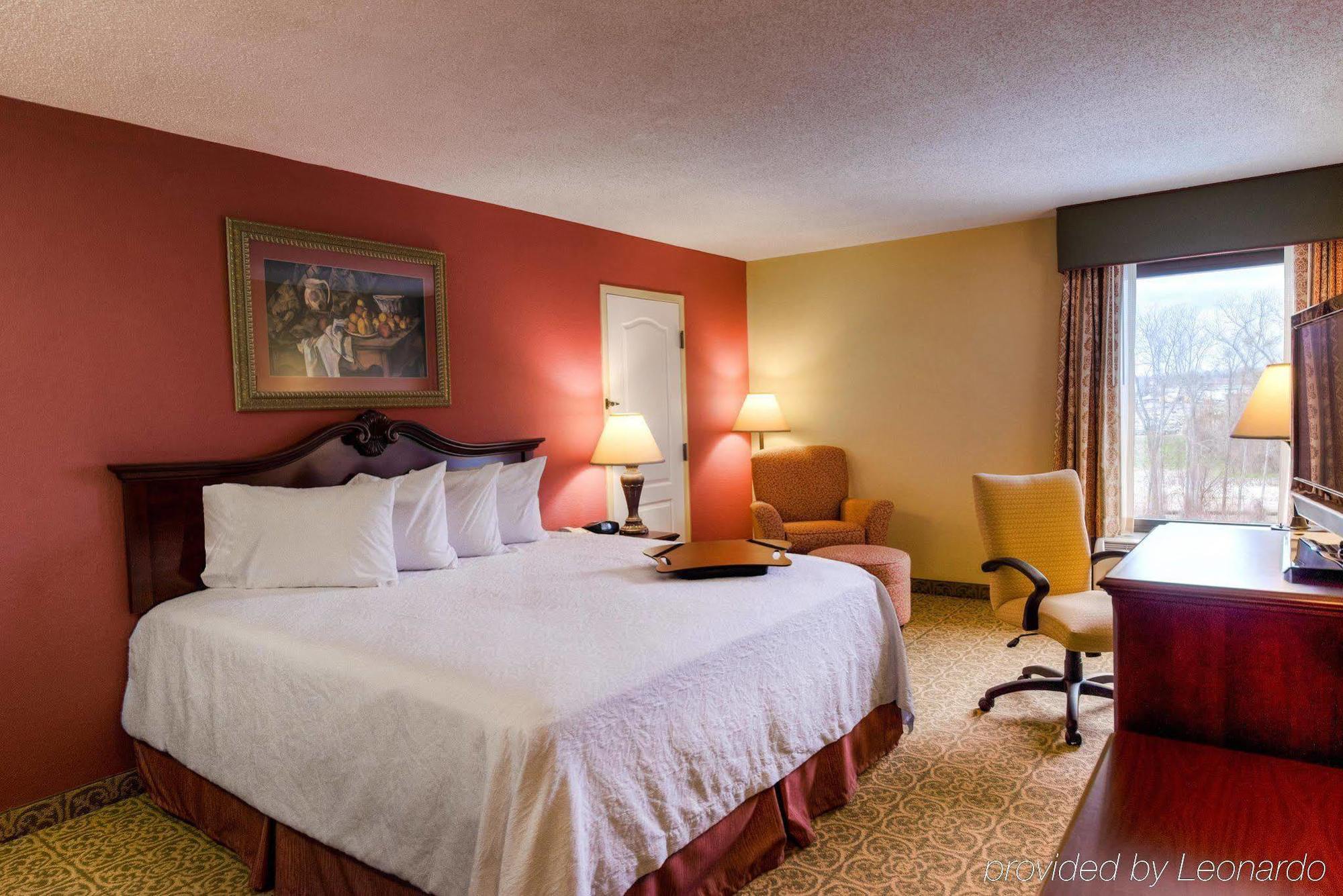Hampton Inn Meridian Exteriör bild